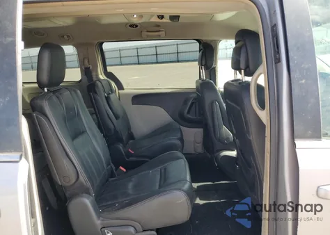 2015 Chrysler Town & Country Touring from USA, damaged, VIN 2C4RC1BG5FR561212